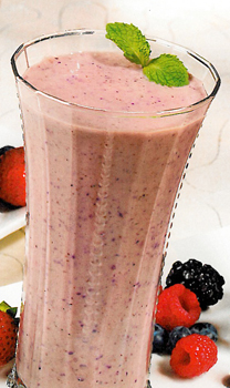 sojin smoothie z gozdnimi sadeži